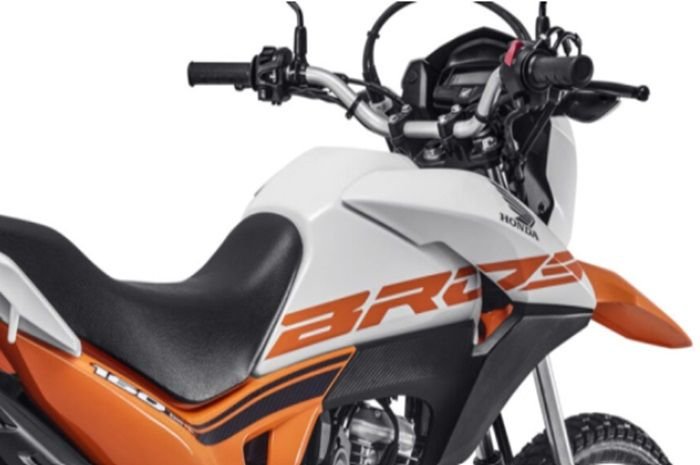 Bensin Penuh Nyaris 580 Km, Motor Baru Lebih Murah dari Honda CRF150L Ini Sistem Bahan Bakarnya Unik